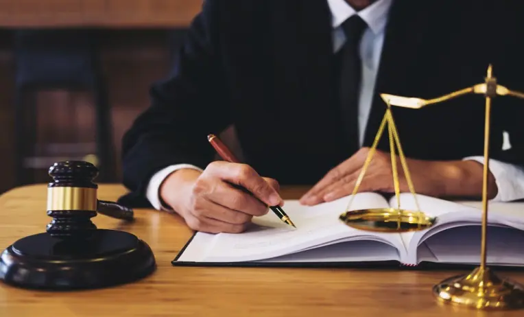 محامي استشارات قانونية بجدة