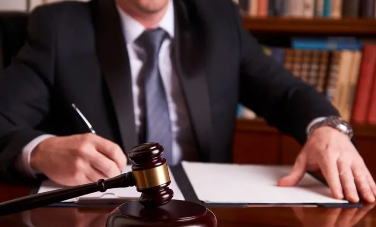 ارقام محامين في جدة