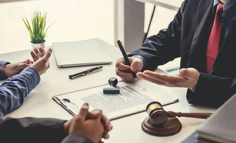 تعديل عقود تاسيس الشركات