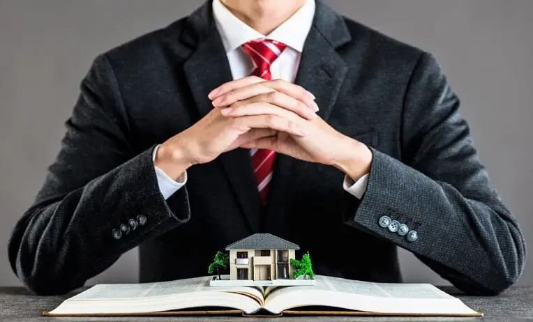 محامي عقاري تبوك